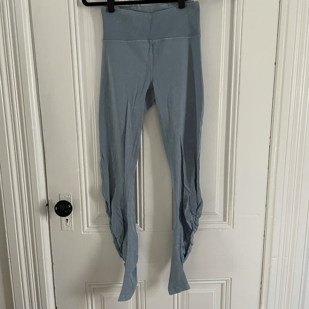 LuluLemon 28” wunder under leggings